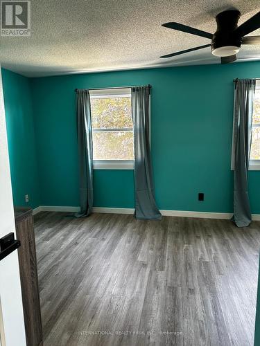 130 Sekura Crescent, Cambridge, ON - Indoor Photo Showing Other Room
