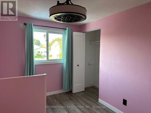 130 Sekura Crescent, Cambridge, ON - Indoor