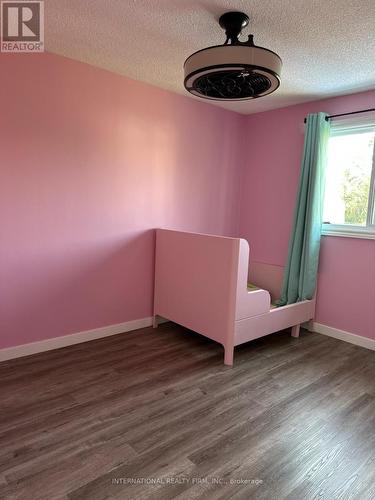 130 Sekura Crescent, Cambridge, ON - Indoor Photo Showing Other Room