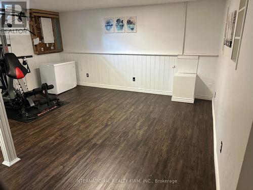 130 Sekura Crescent, Cambridge, ON - Indoor Photo Showing Other Room