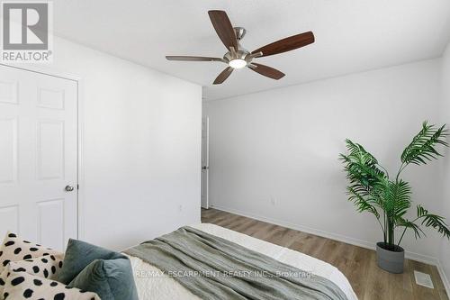 113 Thornlodge Drive, Hamilton, ON - Indoor Photo Showing Bedroom