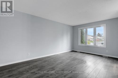 71 Morton Drive, Ottawa, ON - Indoor Photo Showing Other Room