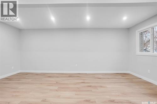 161 Rita Crescent, Saskatoon, SK - Indoor Photo Showing Other Room