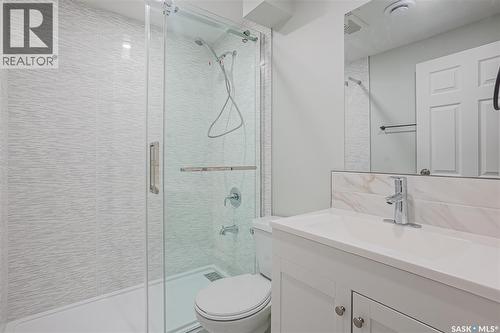161 Rita Crescent, Saskatoon, SK - Indoor Photo Showing Bathroom