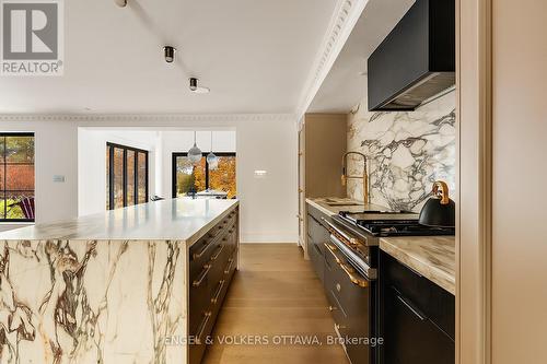 1041 Brandywine Court, Ottawa, ON - Indoor Photo Showing Kitchen