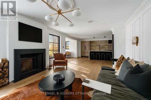 1041 Brandywine Court, Ottawa, ON - Indoor Photo Showing Living Room With Fireplace