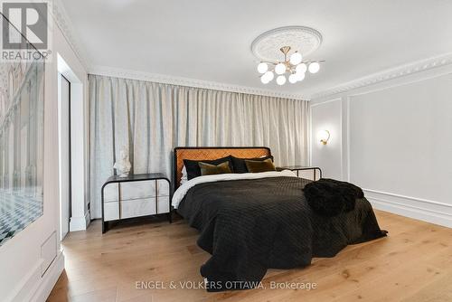 1041 Brandywine Court, Ottawa, ON - Indoor Photo Showing Bedroom