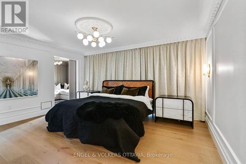 1041 Brandywine Court, Ottawa, ON - Indoor Photo Showing Bedroom