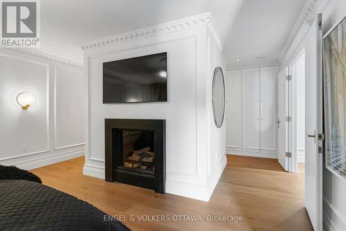 1041 Brandywine Court, Ottawa, ON - Indoor Photo Showing Other Room With Fireplace