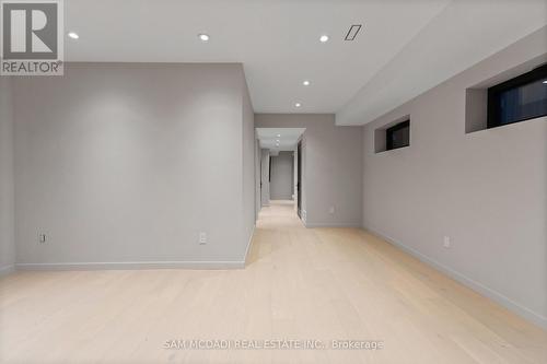 1090 Ella Avenue, Mississauga, ON - Indoor Photo Showing Other Room
