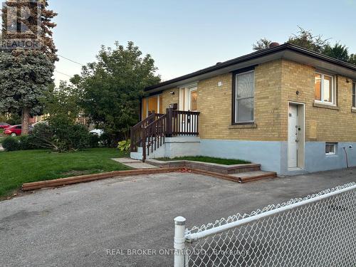 Lower - 767 Gaspe Avenue, Oshawa, ON - Outdoor