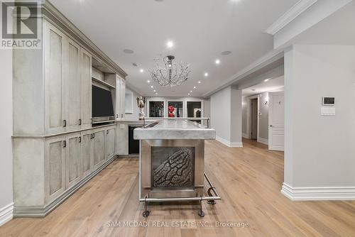 2025 Heartwood Court, Mississauga, ON - Indoor Photo Showing Other Room