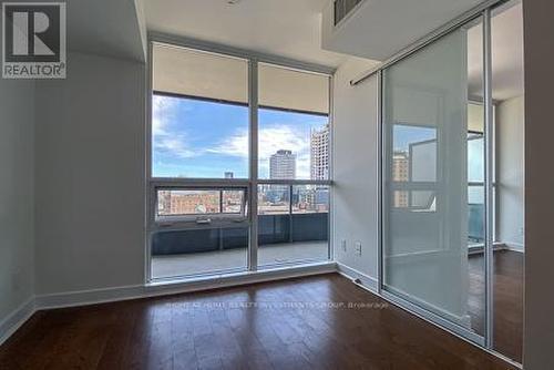1016 - 320 Richmond Street E, Toronto, ON - Indoor Photo Showing Other Room