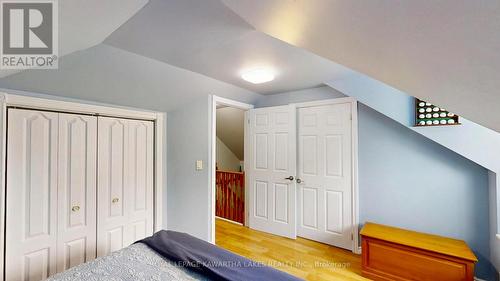31410 Lake Ridge Road, Georgina (Pefferlaw), ON - Indoor Photo Showing Bedroom