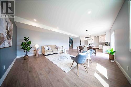 35 Noah Court, Sudbury, ON - Indoor