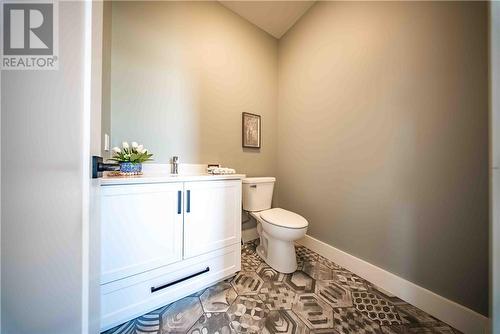 35 Noah Court, Sudbury, ON - Indoor Photo Showing Bathroom