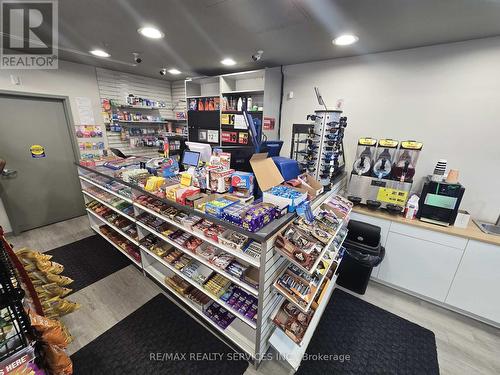 1490 Bathurst Street, Toronto, ON 