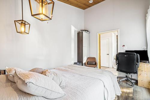 Chambre à coucher principale - 48 Ch. Richard-Tapp, Lachute, QC - Indoor Photo Showing Bedroom