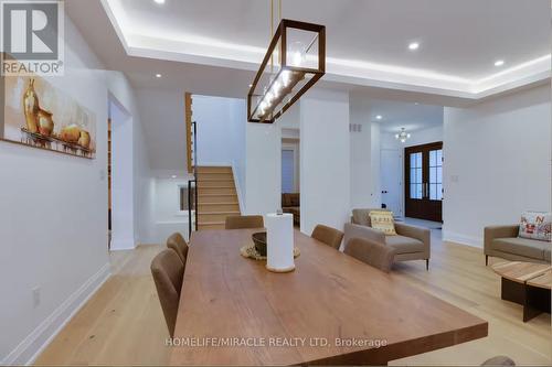 10 Stamford Square S, Toronto, ON - Indoor