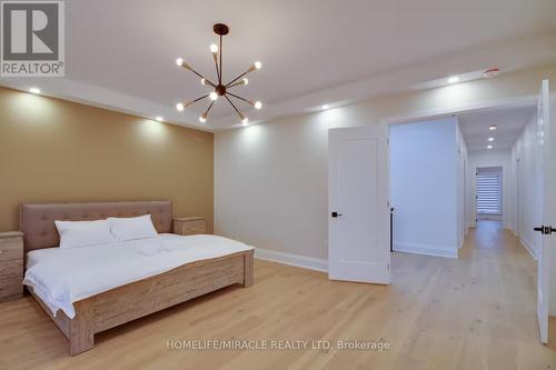 10 Stamford Square S, Toronto, ON - Indoor Photo Showing Other Room