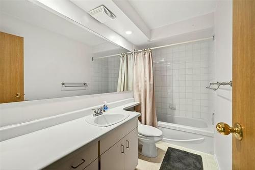 42-126 Portsmouth Blvd, Winnipeg, MB 