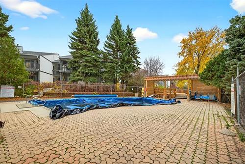 42-126 Portsmouth Blvd, Winnipeg, MB 