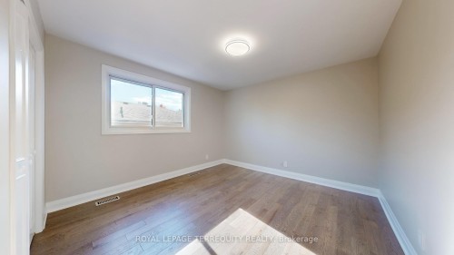 41 Beardmore Crescent, Toronto, ON - Indoor Photo Showing Other Room