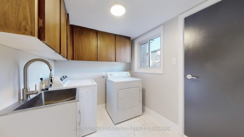 41 Beardmore Crescent, Toronto, ON - Indoor Photo Showing Laundry Room