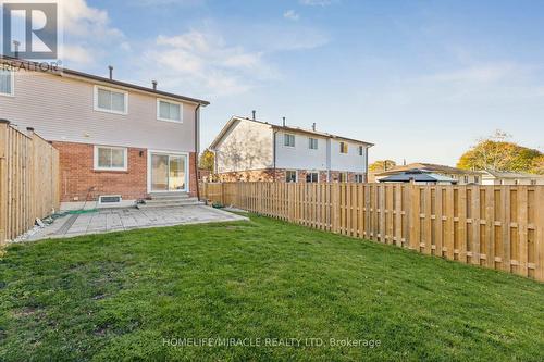 1312 Cherrydown Drive, Oshawa, ON - Outdoor