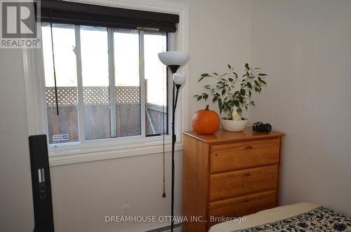 107 - 1490 Heron Road, Ottawa, ON - Indoor Photo Showing Bedroom