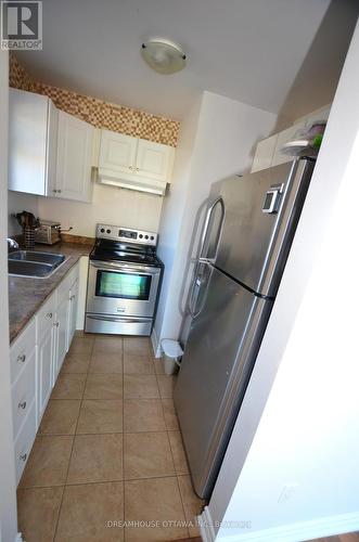 107 - 1490 Heron Road, Ottawa, ON - Indoor Photo Showing Kitchen With Double Sink