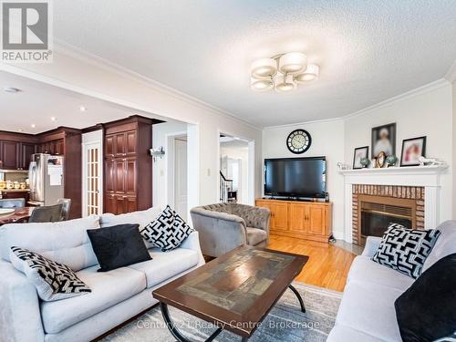3349 Loyalist Drive, Mississauga, ON - Indoor Photo Showing Living Room With Fireplace