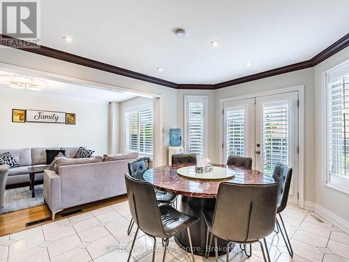 3349 Loyalist Drive, Mississauga, ON - Indoor Photo Showing Dining Room