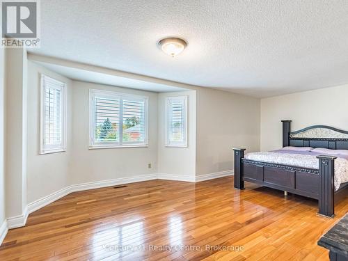 3349 Loyalist Drive, Mississauga, ON - Indoor Photo Showing Bedroom