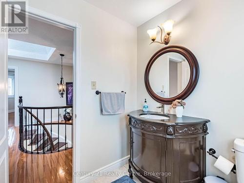 3349 Loyalist Drive, Mississauga, ON - Indoor Photo Showing Bathroom