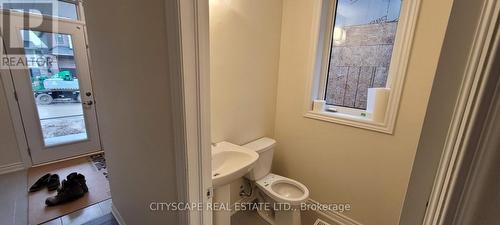29 Sundin Drive, Haldimand, ON - Indoor Photo Showing Bathroom