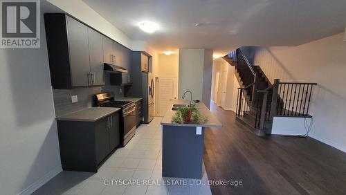 29 Sundin Drive, Haldimand, ON - Indoor Photo Showing Kitchen
