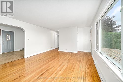 16 Ontoro Boulevard, Ajax, ON - Indoor Photo Showing Other Room