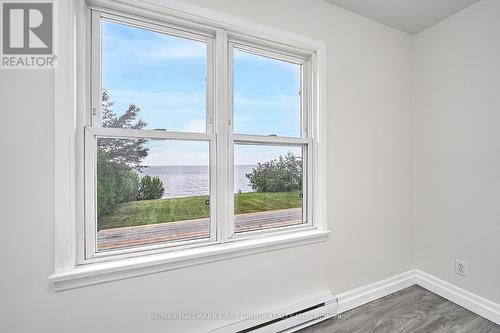 16 Ontoro Boulevard, Ajax, ON - Indoor Photo Showing Other Room