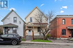 235 CAMBRIDGE STREET N  Ottawa, ON K1R 7B5