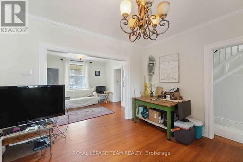 235 Cambridge Street N, Ottawa, ON - Indoor Photo Showing Other Room