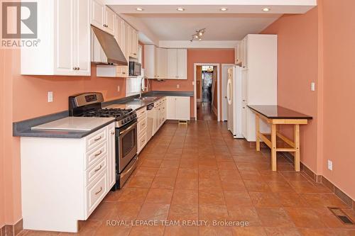 235 Cambridge Street N, Ottawa, ON - Indoor Photo Showing Kitchen