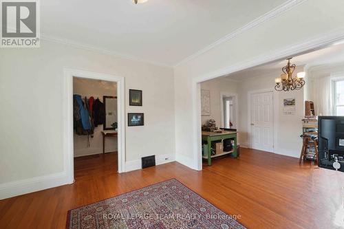 235 Cambridge Street N, Ottawa, ON - Indoor Photo Showing Other Room