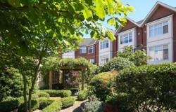 36-60 Dallas Rd  Victoria, BC V8V 1A2