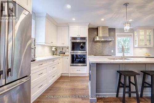 1019 Mesa Crescent, Mississauga, ON - Indoor Photo Showing Kitchen With Upgraded Kitchen