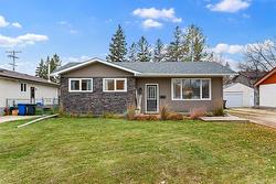 884 Laxdal Road  Winnipeg, MB R3R 0X1