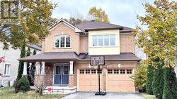88 GRACEDALE DRIVE  Richmond Hill, ON L4C 0S8