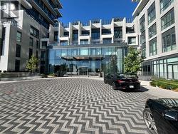 306 - 30 INN ON THE PARK DRIVE  Toronto, ON M3C 0P7