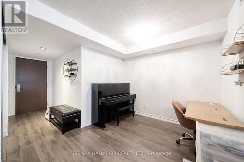 1703 - 386 Yonge Street, Toronto, ON - Indoor