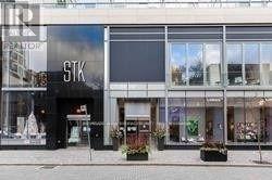 2313 - 155 YORKVILLE AVENUE  Toronto, ON M5R 0B4